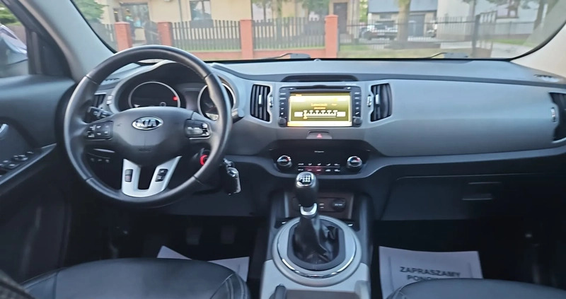 Kia Sportage cena 51900 przebieg: 205000, rok produkcji 2016 z Dobra małe 254